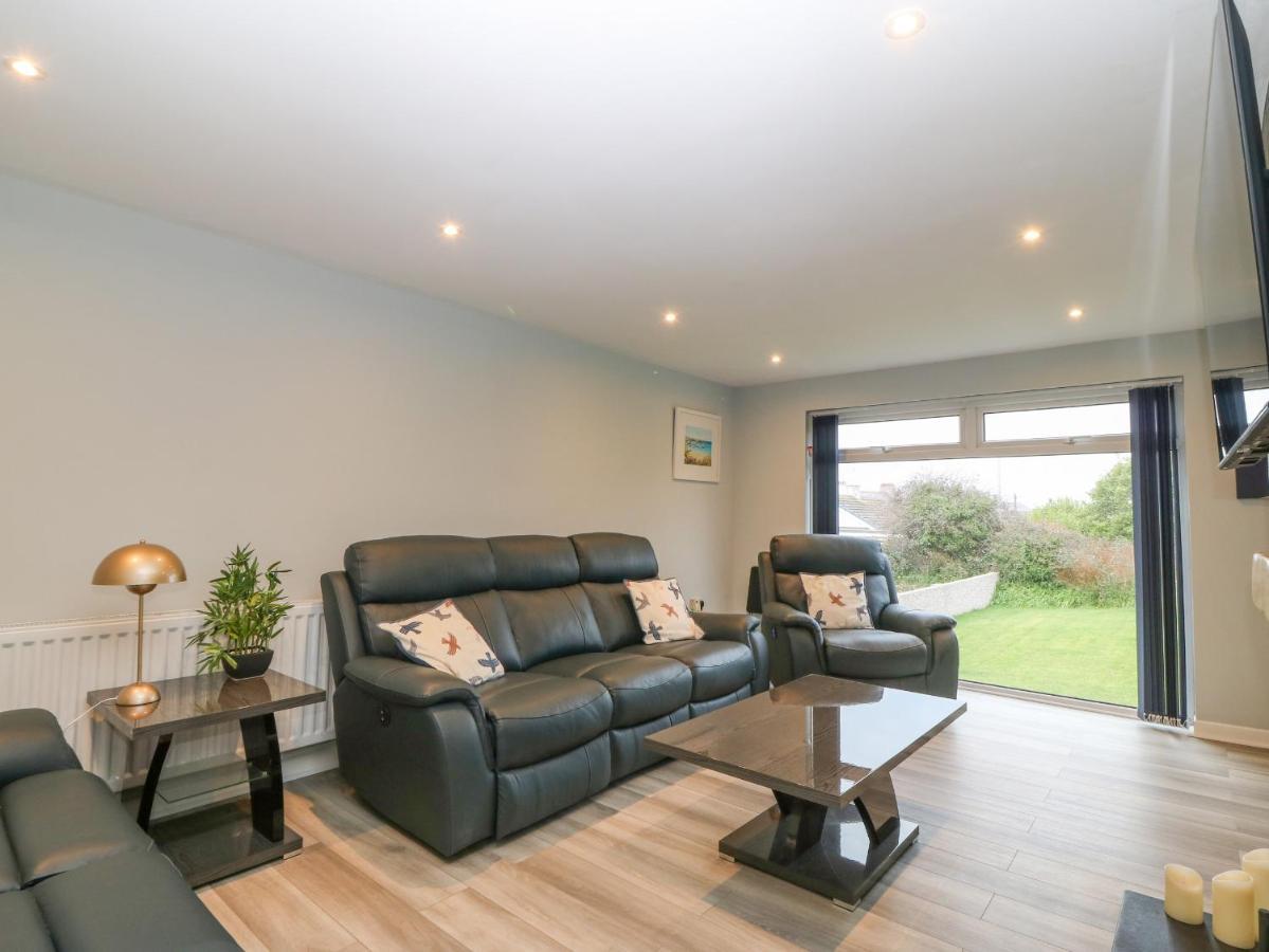Artro Villa Cemaes Luaran gambar